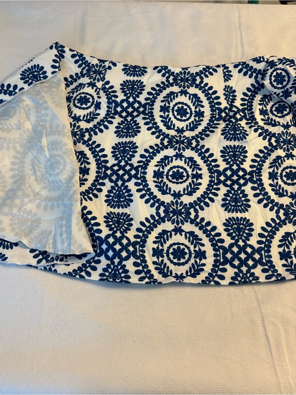 Blue and White Boho Print Knot Side Mini Skirt Size L - Picture 8 of 8